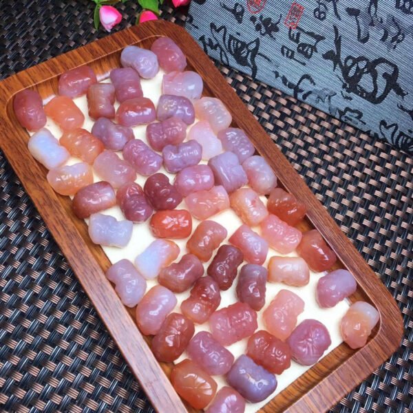 Pink yanyuan  agate carve