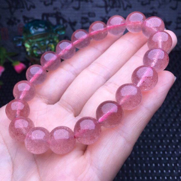 wsxc1689007152231_3 Strawberry crystal single loop bracelet