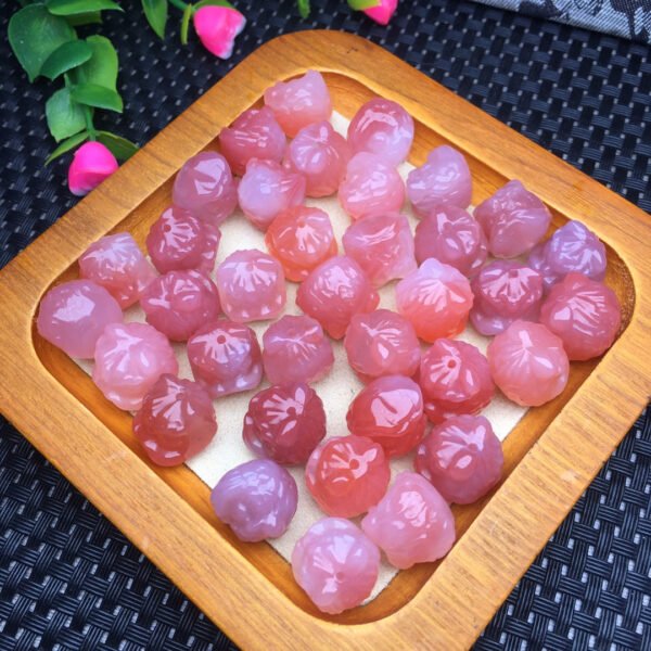 Powder salt source agate lion piece