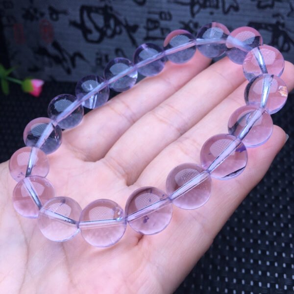 Light amethyst single loop bracelet