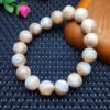 Horseshoe shell single loop bracelet