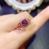 wsxc1698248579589_0 The pure natural magnesium aluminum garnet ring is shipped with a main stone size of 5mm,2510110246
