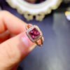 wsxc1698248579589_1 The pure natural magnesium aluminum garnet ring is shipped with a main stone size of 5mm,2510110246