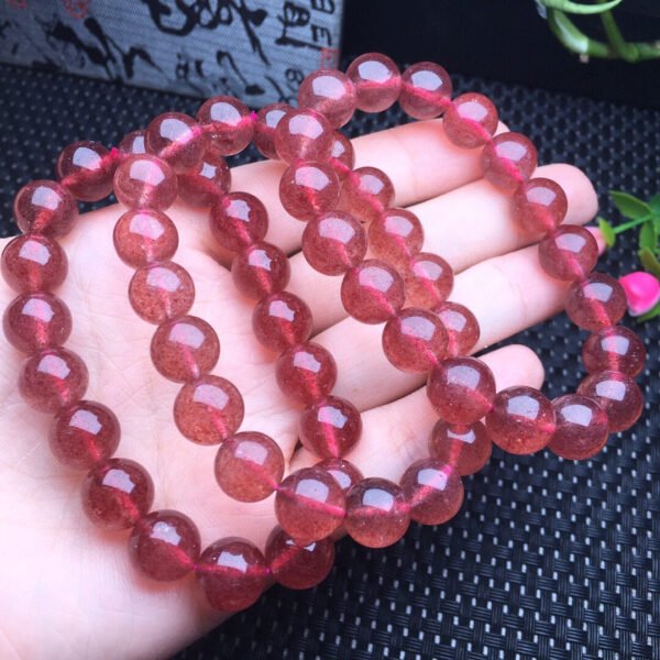 Strawberry Crystal Single Loop Bracelet 💕 Specification 8-10mm ✨0211081155