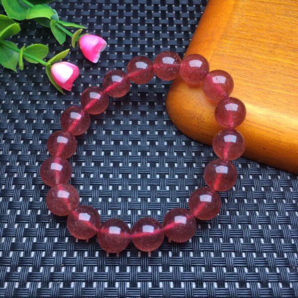 Strawberry Crystal Single Loop Bracelet 💕 Specification 8-10mm ✨0211081155