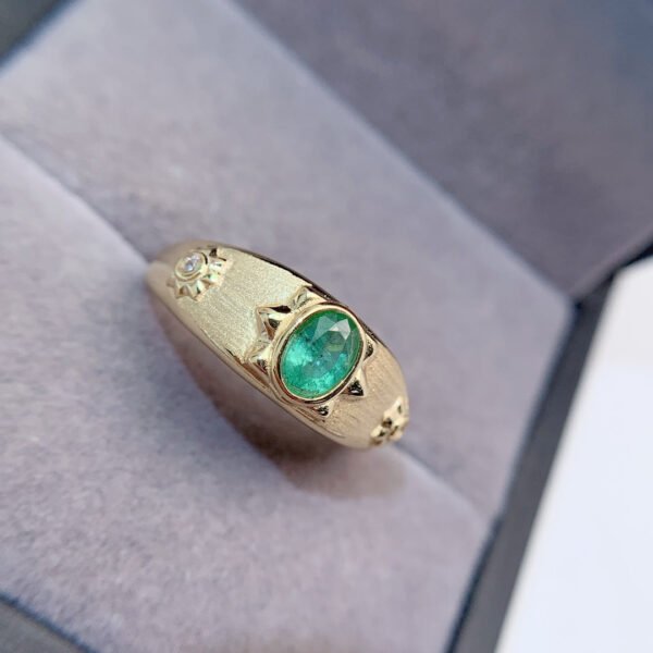 wsxc1699111789211_7 Pure natural Colombian emerald ring, main stone size 4 * 6mm0411190564