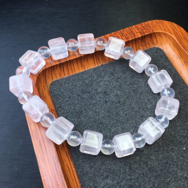 Powder crystal sugar bracelet 💕 Specification 9mm ✨1110020133