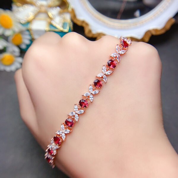 wsxc1699626759773_2 Pure natural magnesium aluminum garnet bracelet, main stone size 4 * 5mm1110350126