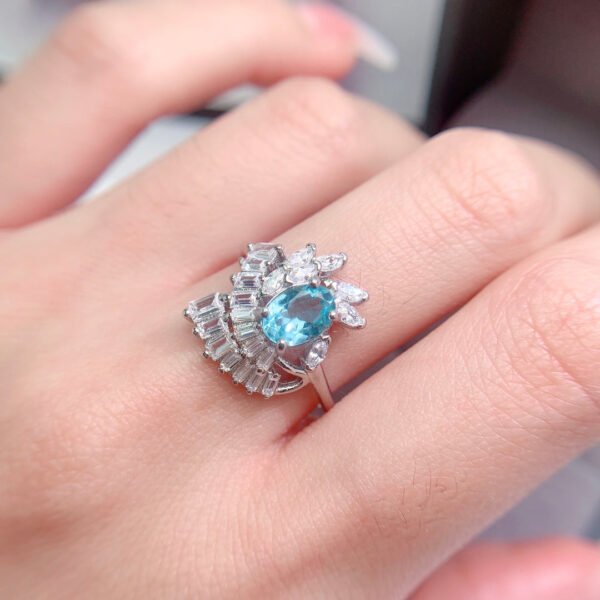 Natural apatite ring, main stone 5 * 7mm1112160133