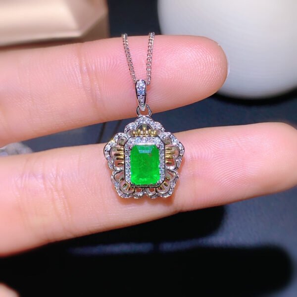 wsxc1700075681886_1 Pure natural Colombian emerald pendant, with a main stone size of 5 * 7mm1115450199