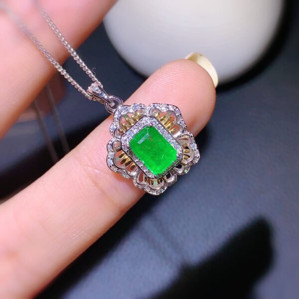 wsxc1700075681886_4 Pure natural Colombian emerald pendant, with a main stone size of 5 * 7mm1115450199