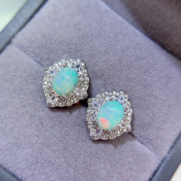 wsxc1700076461750_4 Pure natural dazzling white opal earrings, with a main stone size of 6 * 8mm1115140233