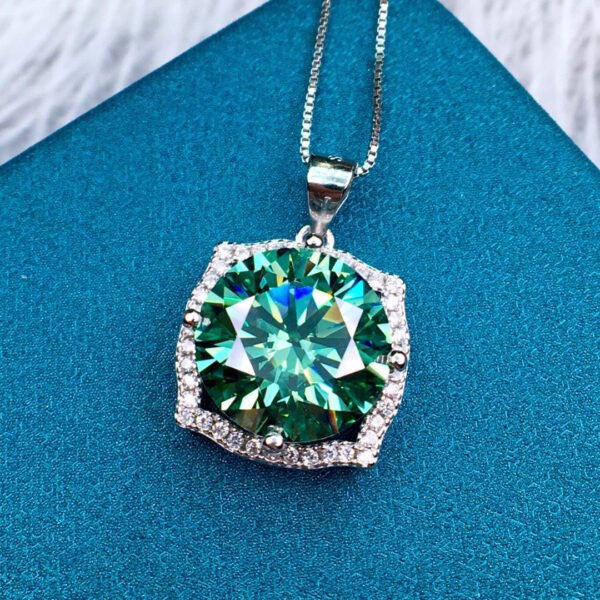 wsxc1700320177440_2 Popular Mosang Diamond Pendant, with a main stone of 6 carats and a circle of 12mm,1118199144